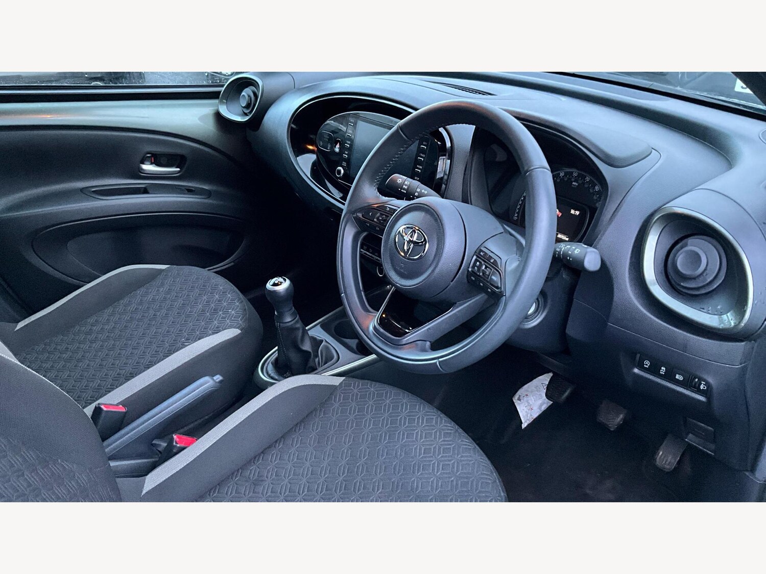 Used Toyota Aygo X 2023 for sale - 77479300: Photo 13