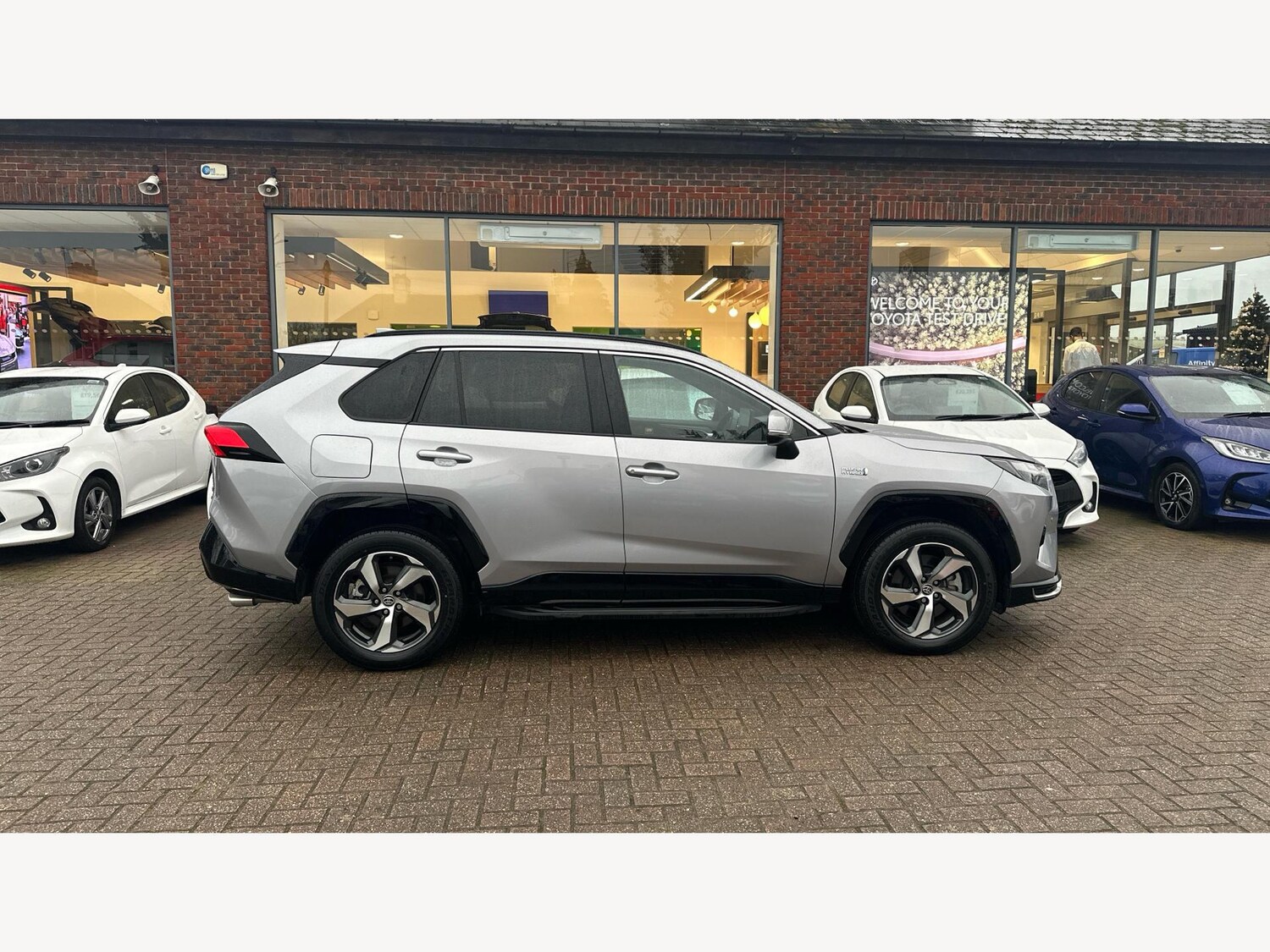 Used Toyota RAV4 2023 for sale - 77359304: Photo 18