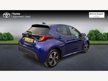 Used Toyota Yaris 2024 for sale - 79292223: Photo