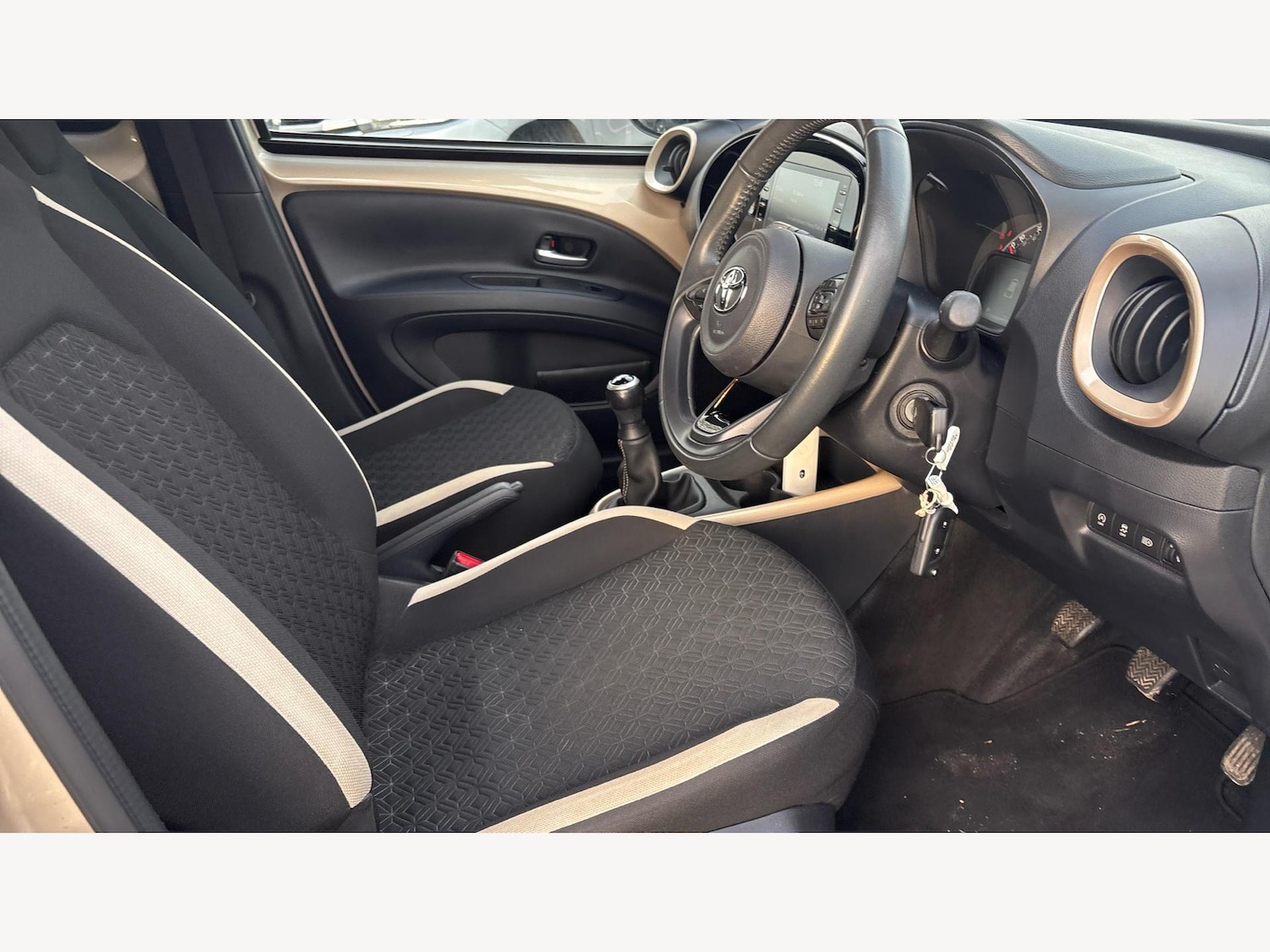 Used Toyota Aygo X 2022 for sale - 77993342: Photo 13