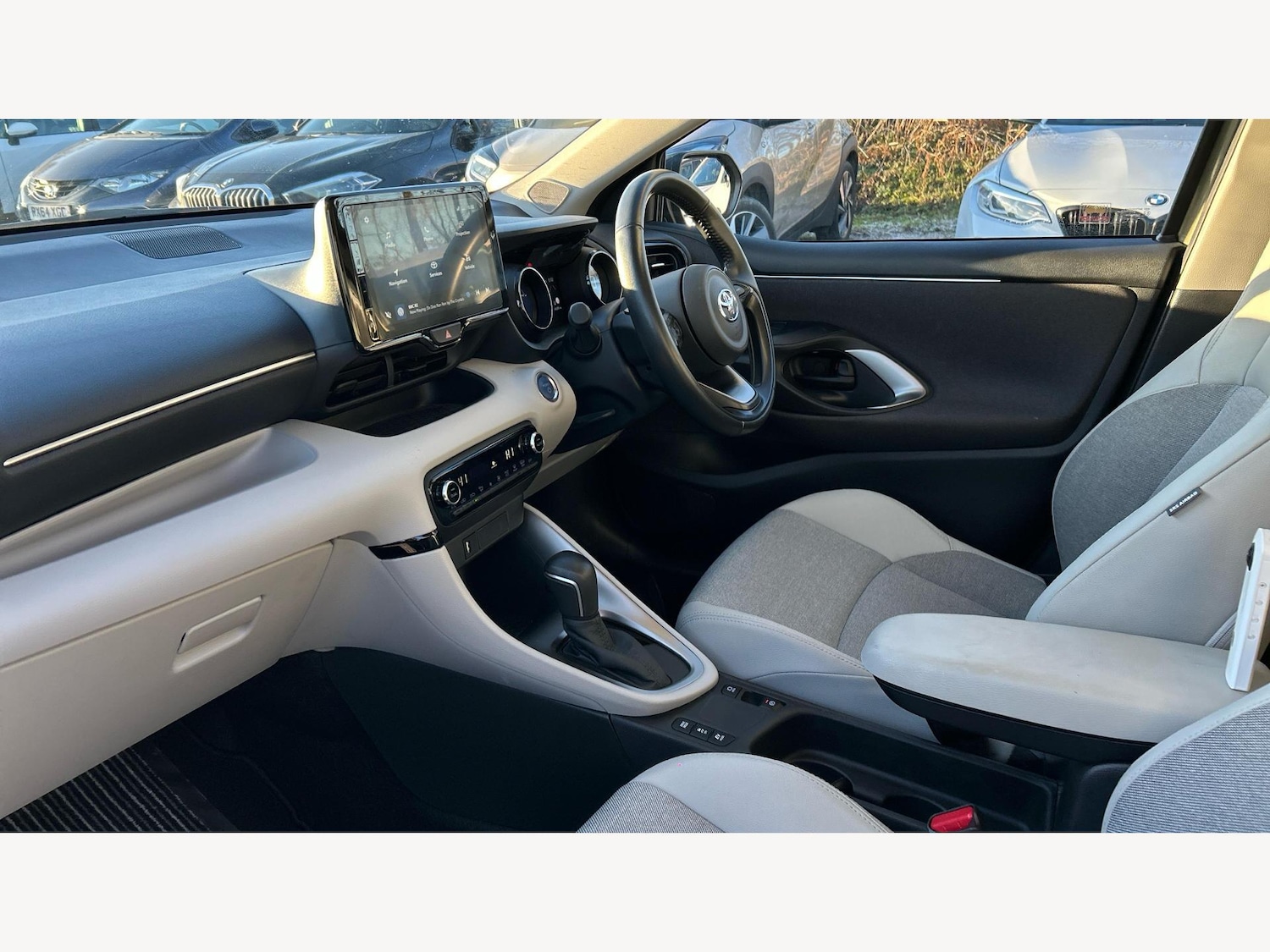 Used Toyota Yaris 2022 for sale - 77358411: Photo 12