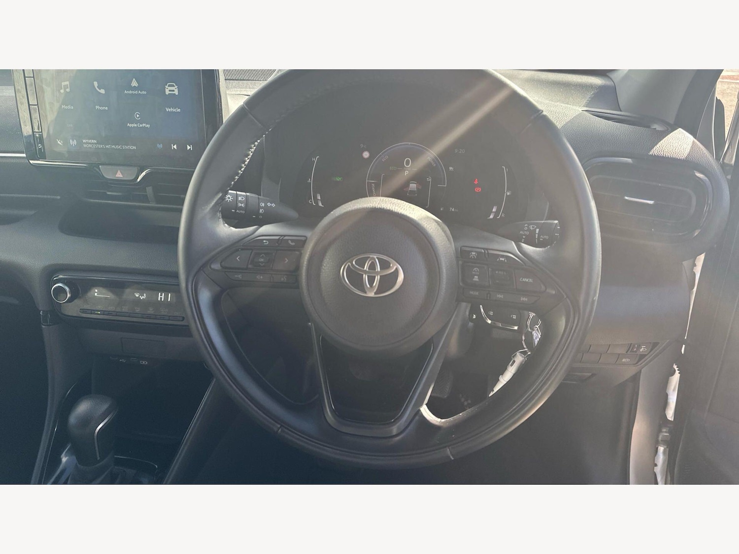 Used Toyota Yaris for sale - 78215136: Photo 10