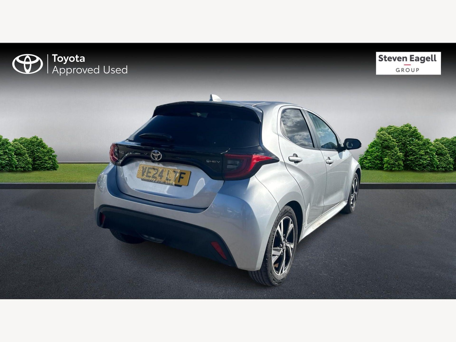 Used Toyota Yaris for sale - 78215136: Photo 2