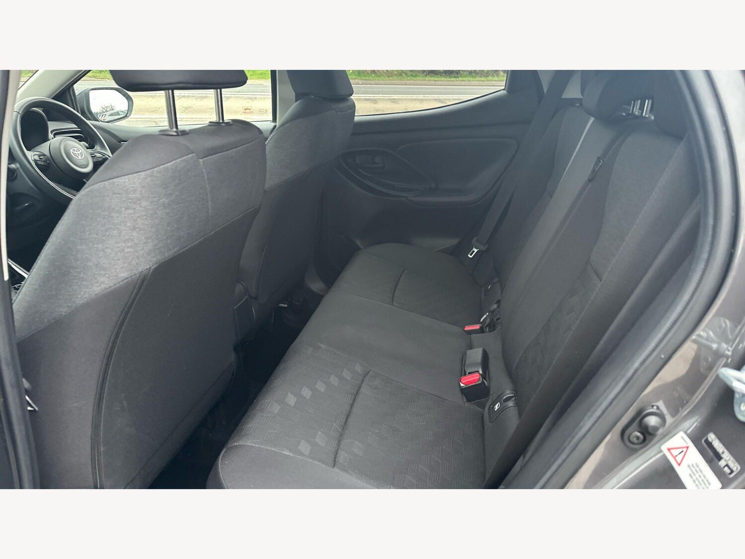 Used Toyota Yaris for sale - 77793720: Photo 15