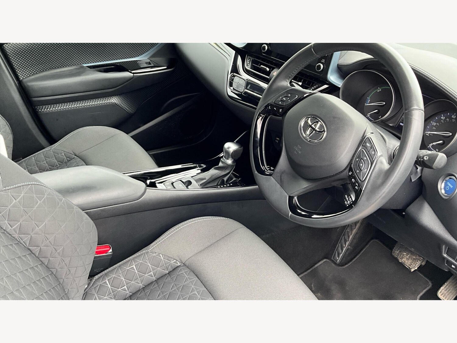 Used Toyota C-HR 2022 for sale - 76527625: Photo 13