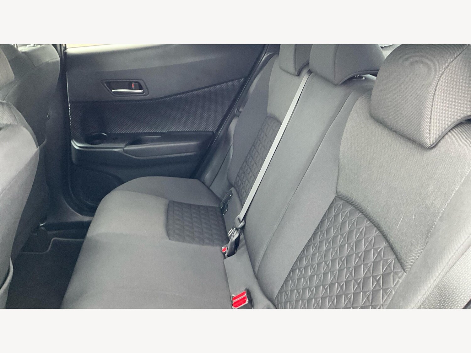 Used Toyota C-HR 2022 for sale - 76527625: Photo 15