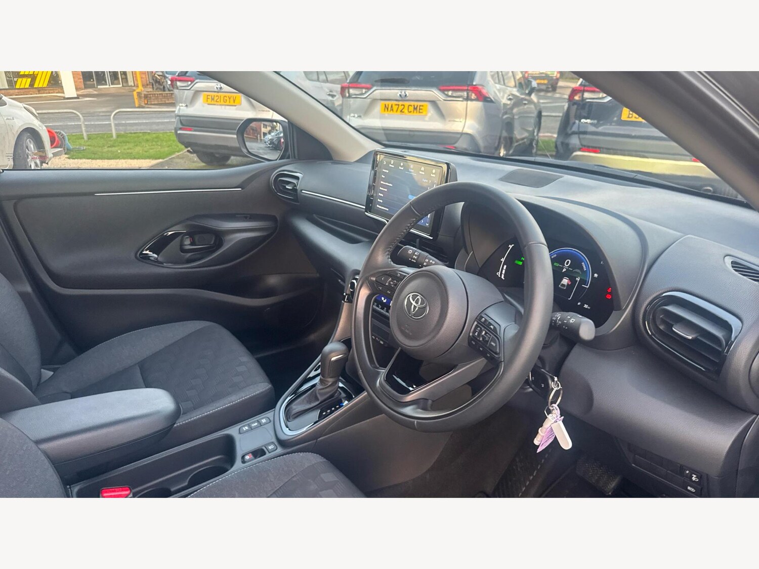 Used Toyota Yaris 2025 for sale - 77278941: Photo 13