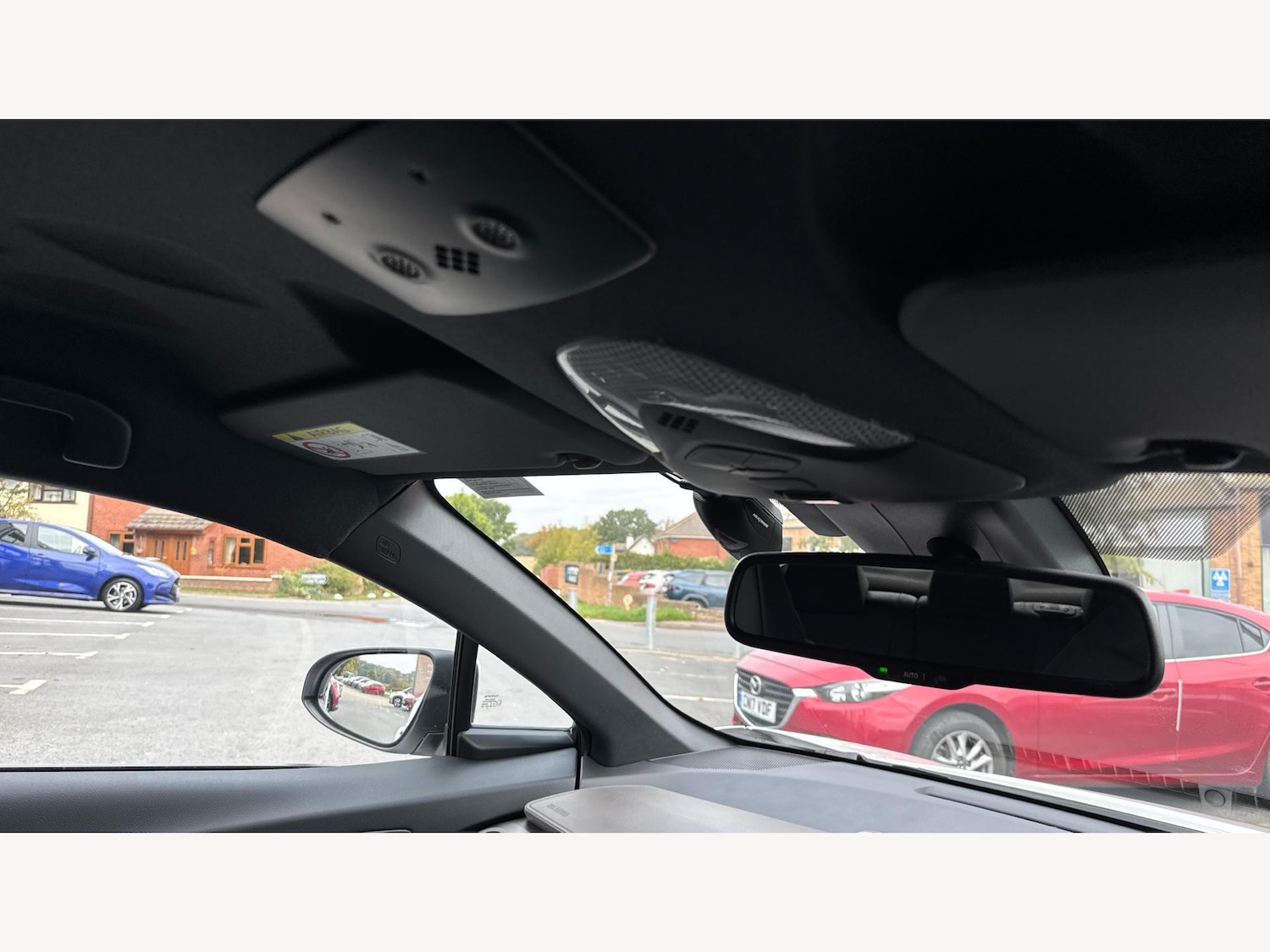 Used Toyota C-HR 2022 for sale - 76398618: Photo 32