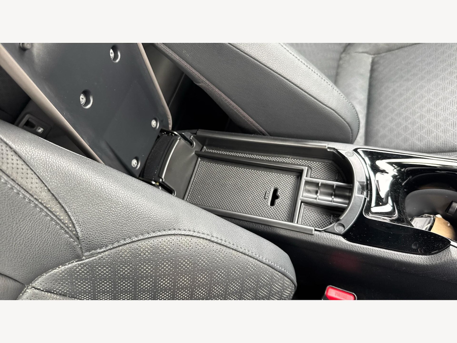 Used Toyota C-HR 2022 for sale - 76398618: Photo 33