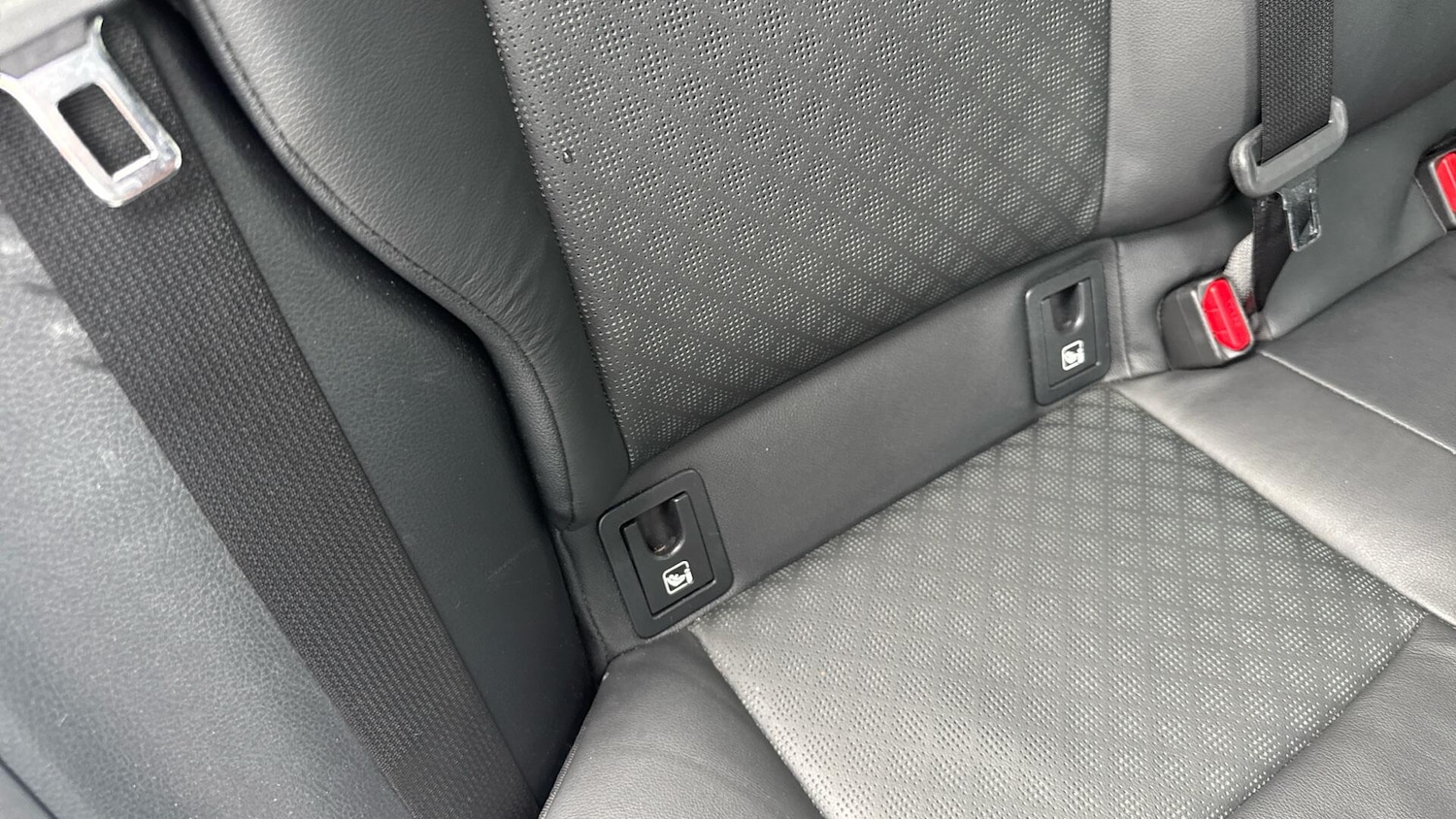 Used Toyota C-HR 2022 for sale - 76398618: Photo 37