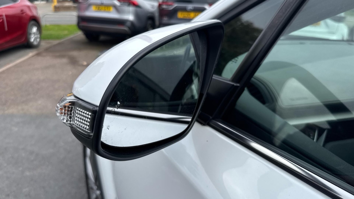 Used Toyota C-HR 2022 for sale - 76398618: Photo 42