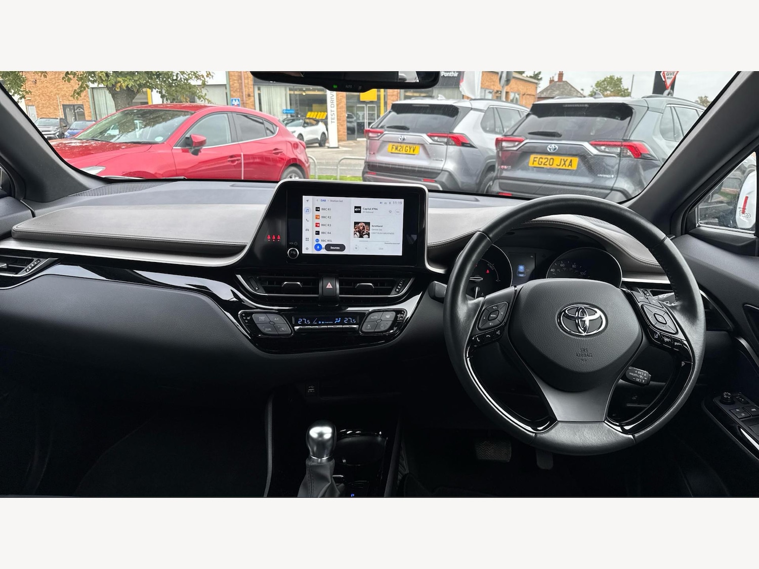 Used Toyota C-HR 2022 for sale - 76398618: Photo 7
