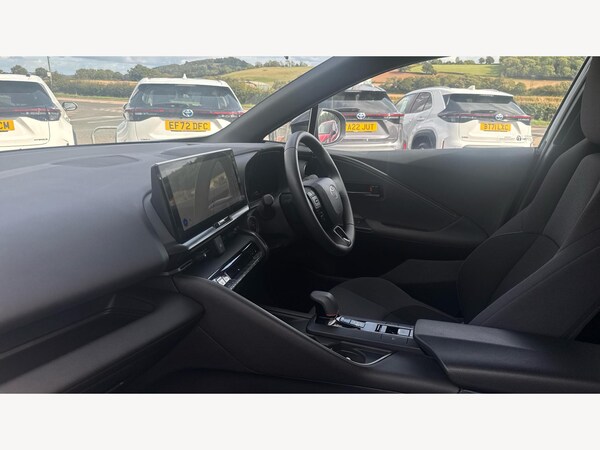 Used Toyota C-HR 2024 for sale - 75991203: Photo 12