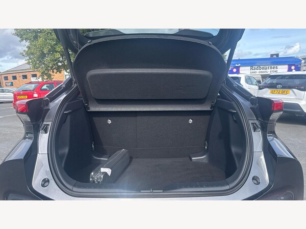 Used Toyota C-HR 2024 for sale - 75991203: Photo 16