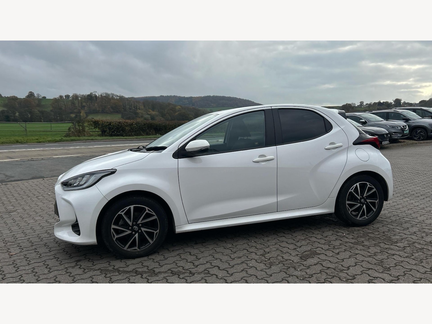 Used Toyota Yaris 2022 for sale - 76688958: Photo 19