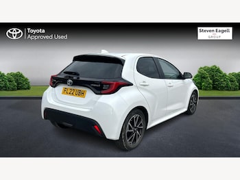 Used Toyota Yaris 2022 for sale - 76688958: Photo
