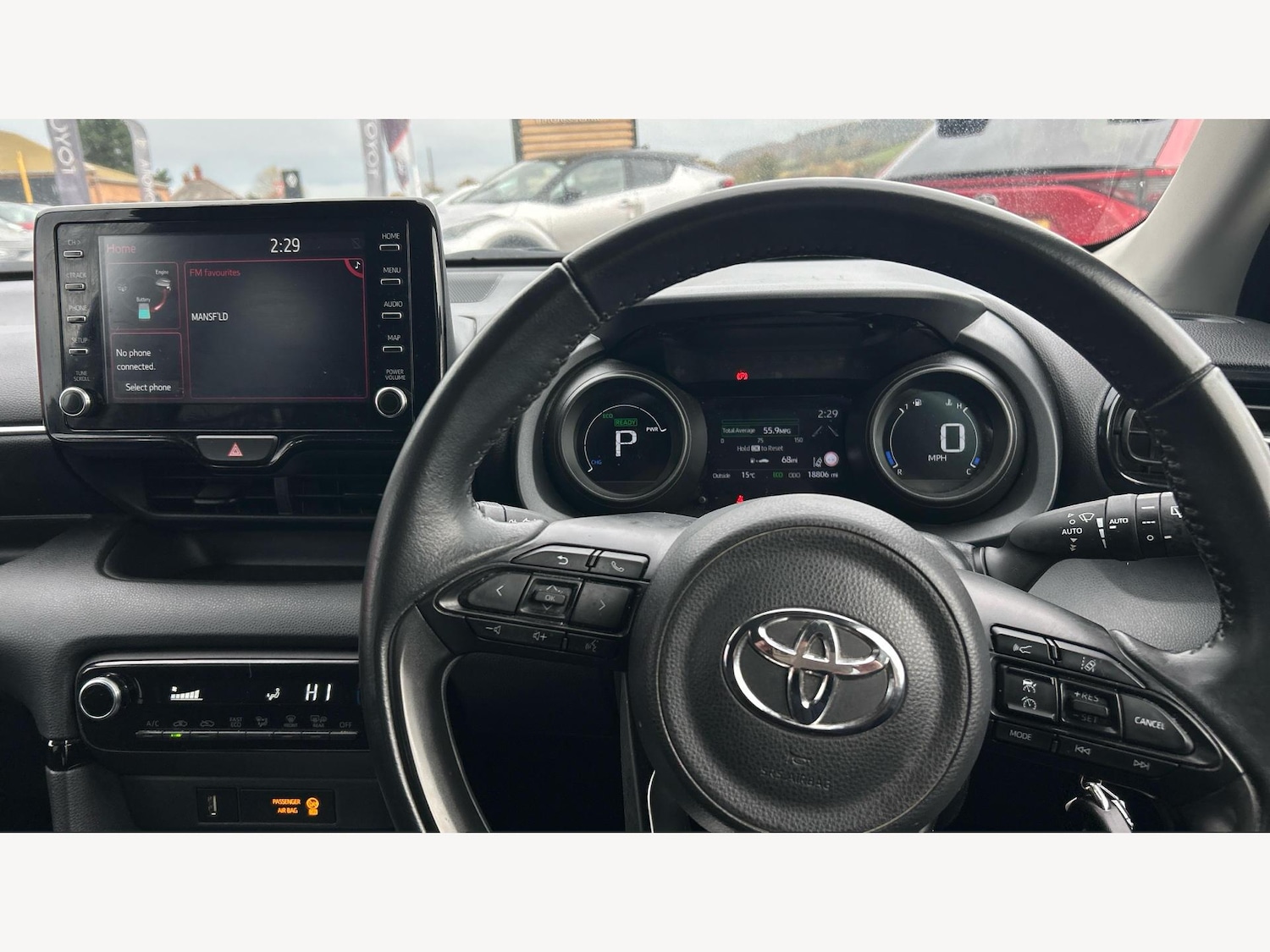 Used Toyota Yaris 2022 for sale - 76688958: Photo 8
