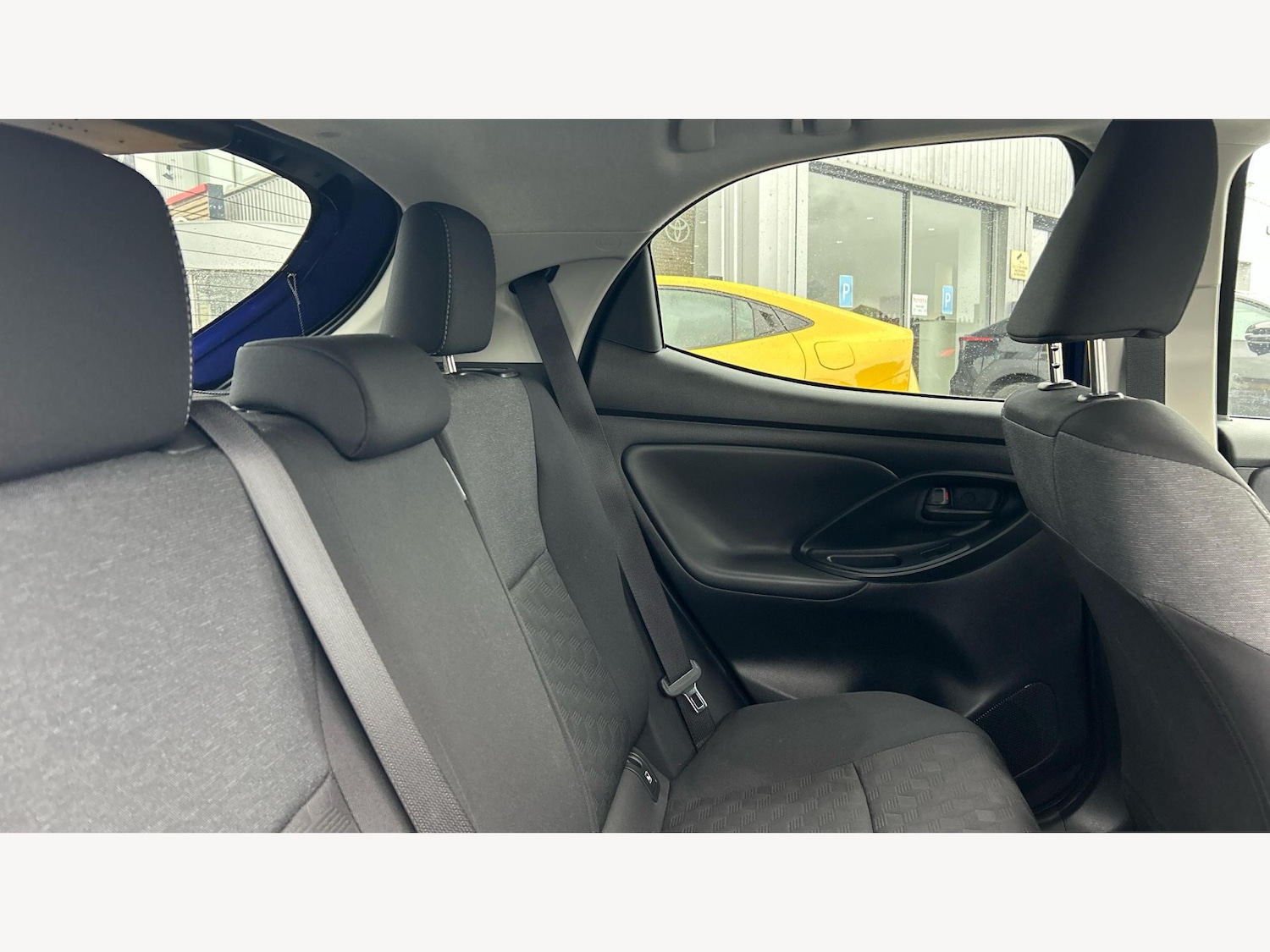 Used Toyota Yaris 2024 for sale - 76296107: Photo 14