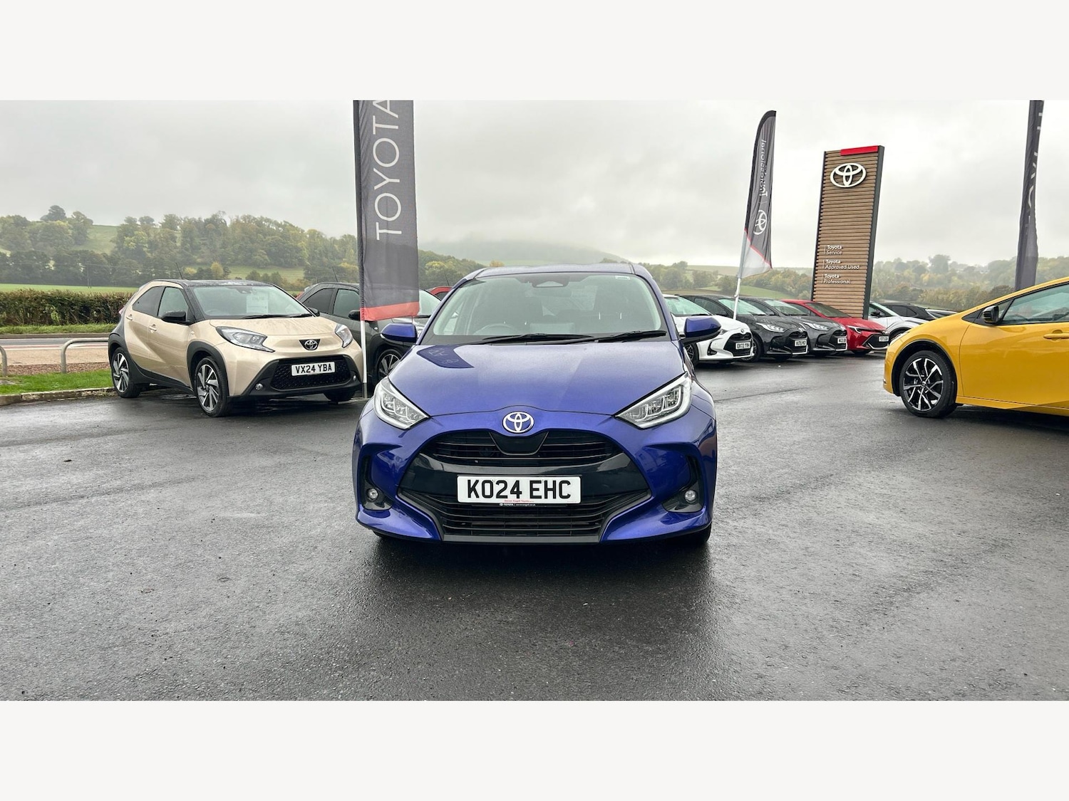 Used Toyota Yaris 2024 for sale - 76296107: Photo 17
