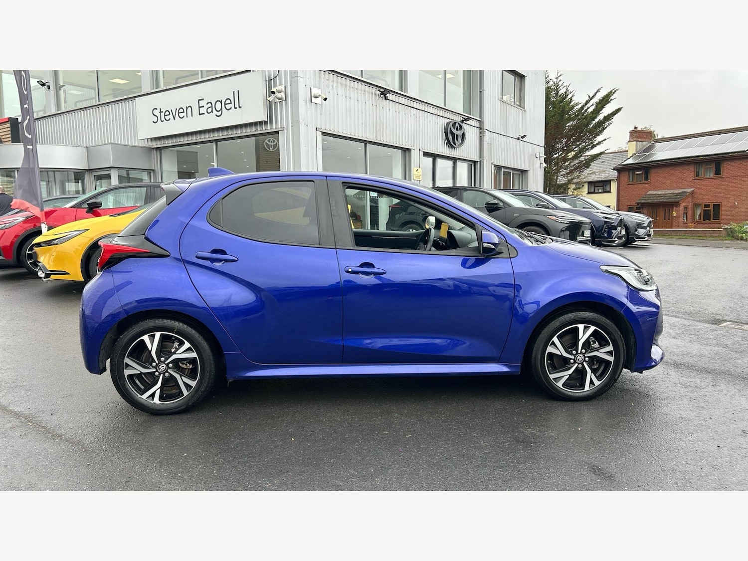 Used Toyota Yaris 2024 for sale - 76296107: Photo 18