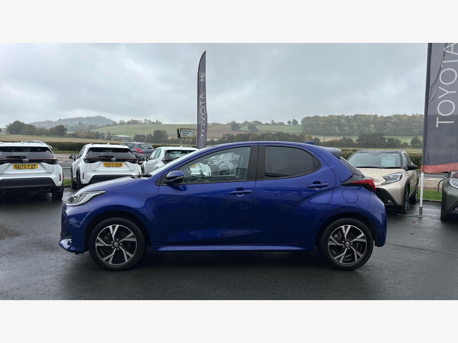 Used Toyota Yaris 2024 for sale - 76296107: Photo 19