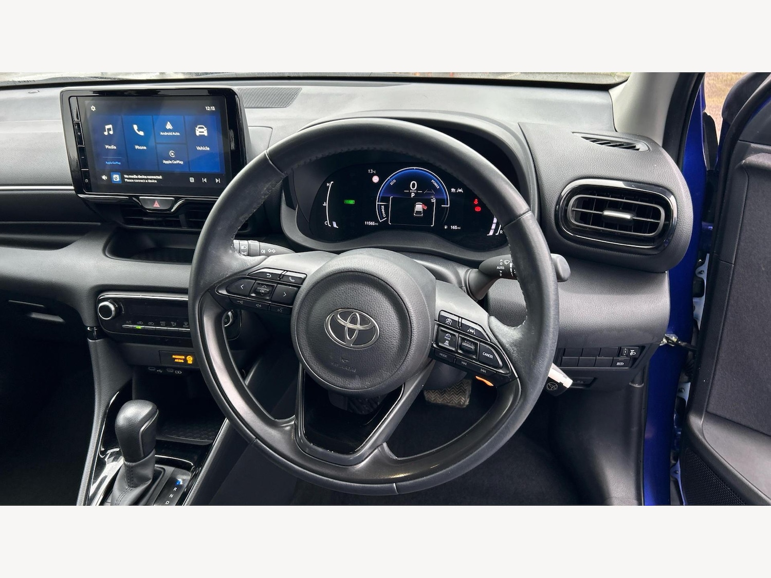Used Toyota Yaris 2024 for sale - 76296107: Photo 8