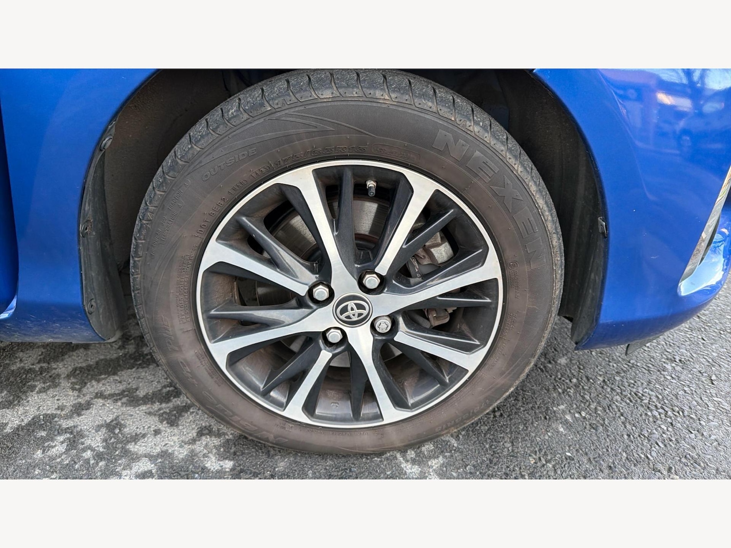 Used Toyota Yaris for sale - 77049732: Photo 23