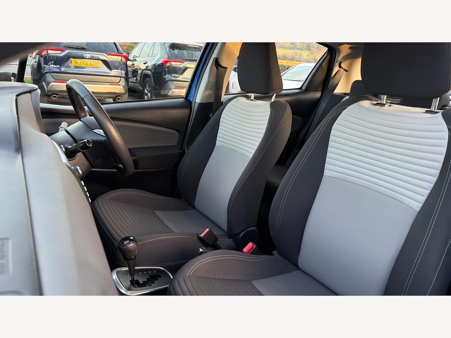 Used Toyota Yaris for sale - 77049732: Photo 26