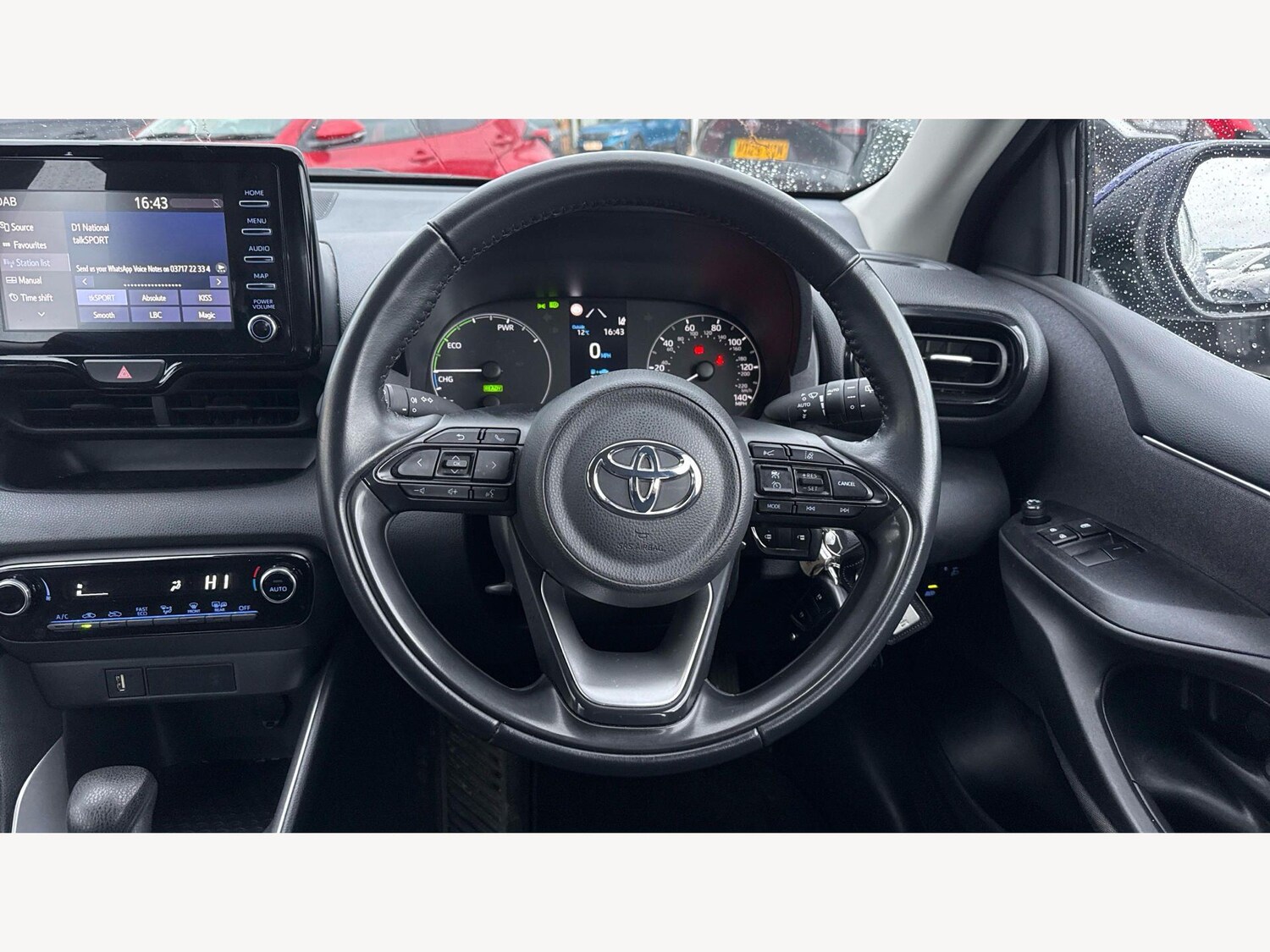 Used Toyota Yaris for sale - 77808787: Photo 8