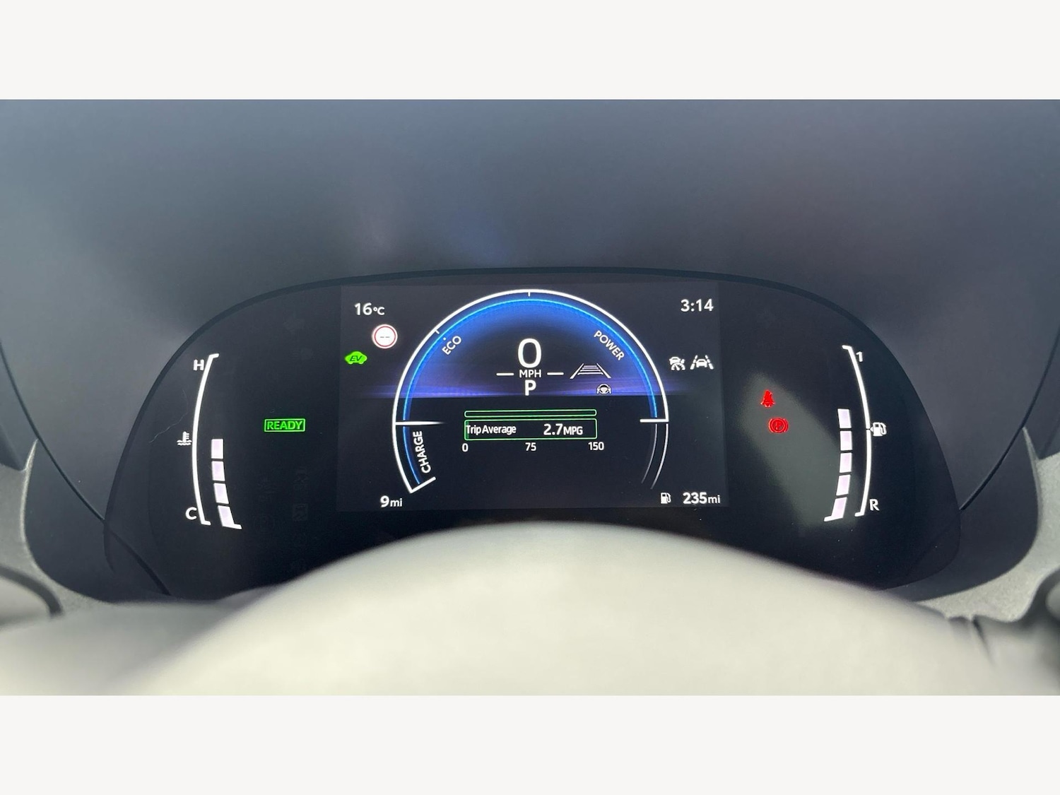 Used Toyota Yaris Cross 2025 for sale - 76398128: Photo 11