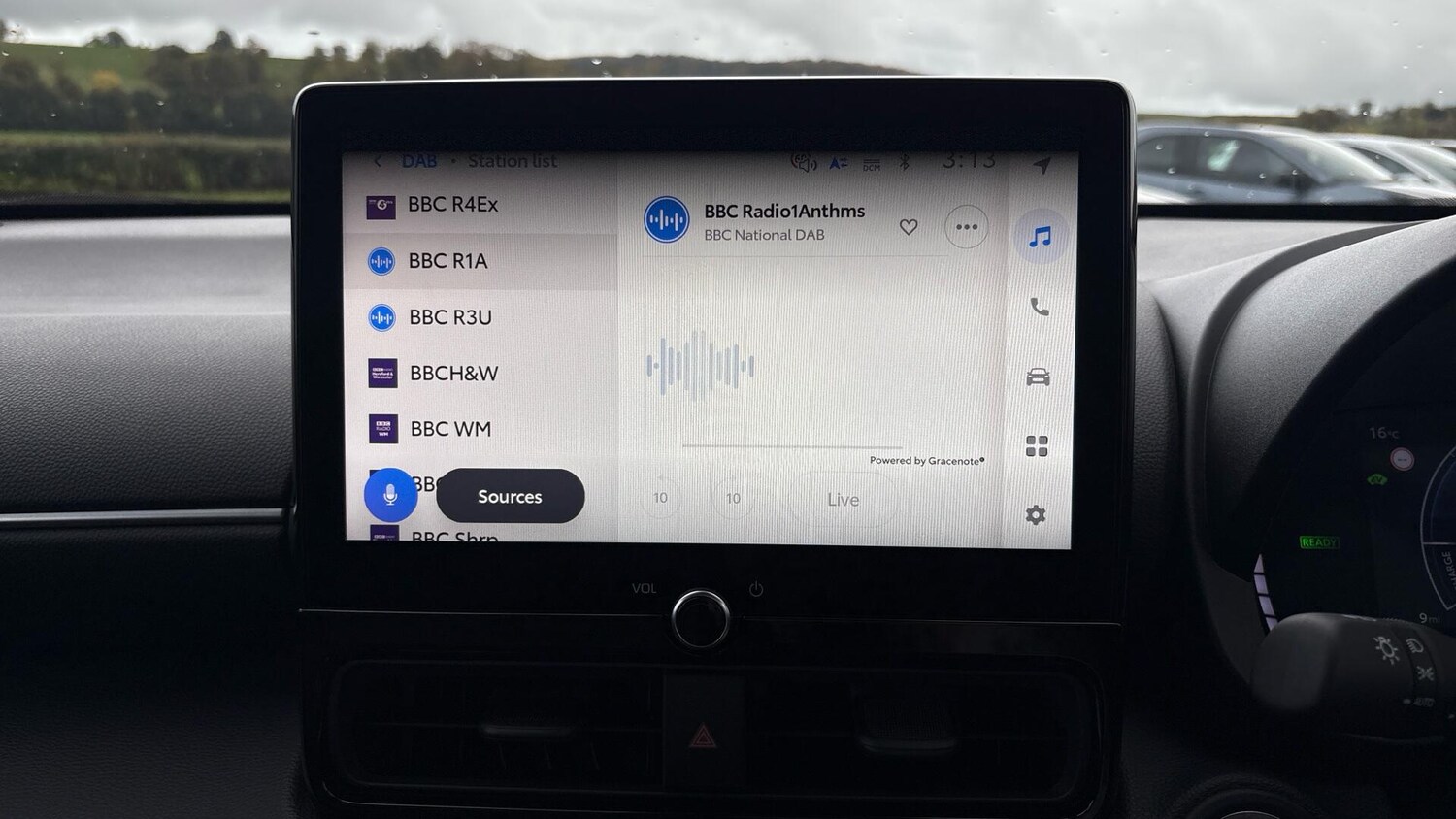 Used Toyota Yaris Cross 2025 for sale - 76398128: Photo 47