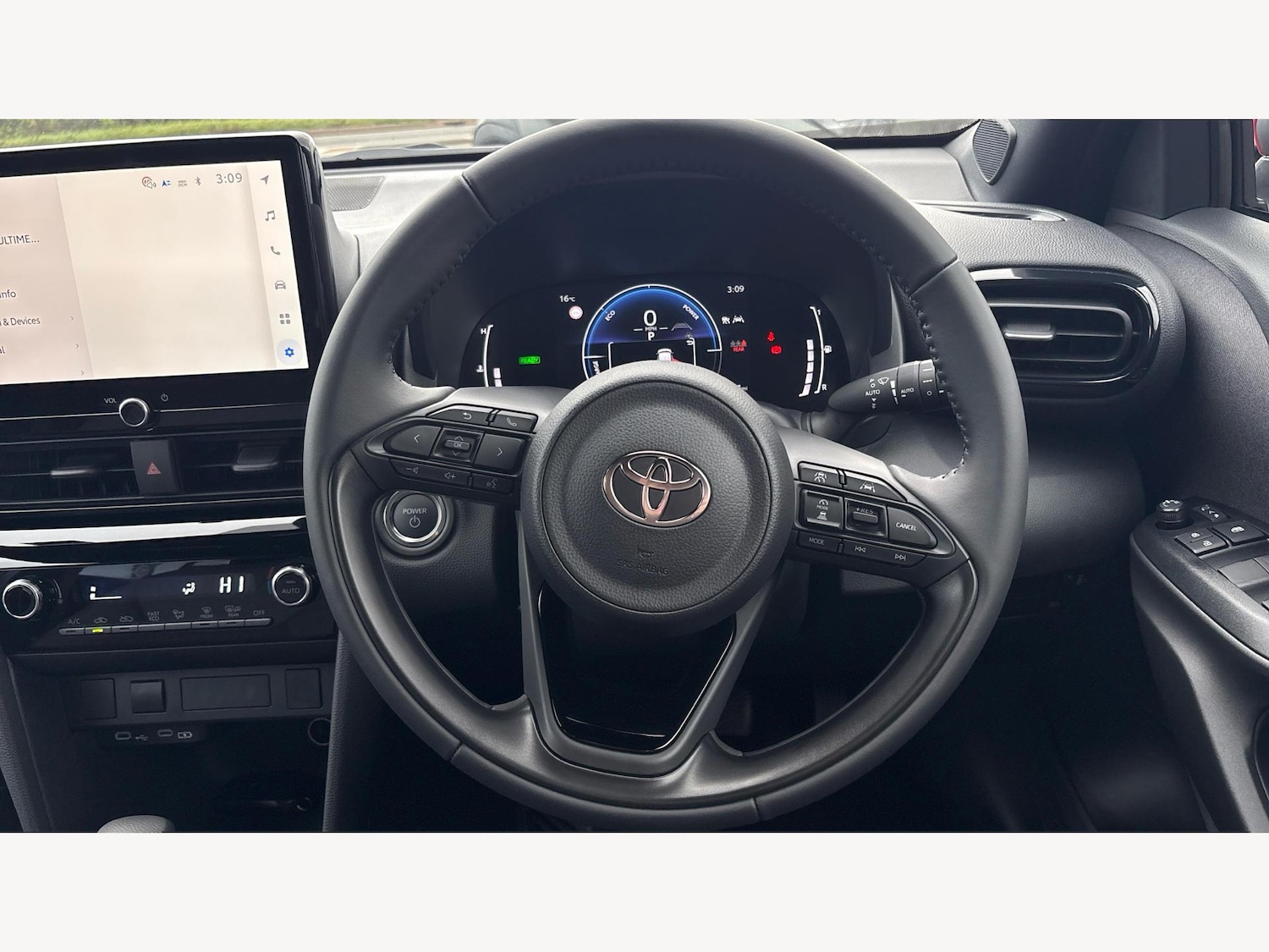 Used Toyota Yaris Cross 2025 for sale - 76398128: Photo 8