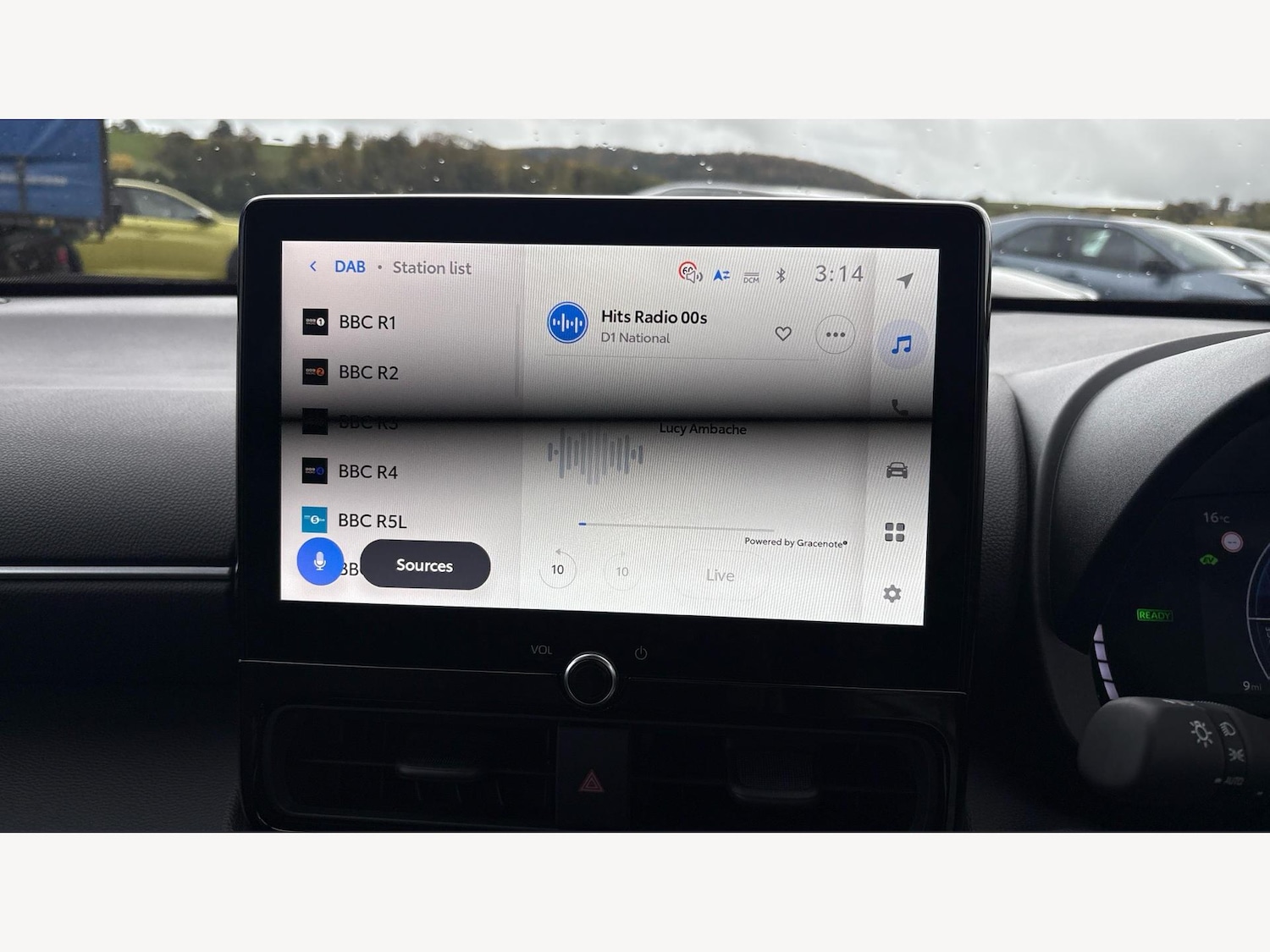 Used Toyota Yaris Cross 2025 for sale - 76398128: Photo 9