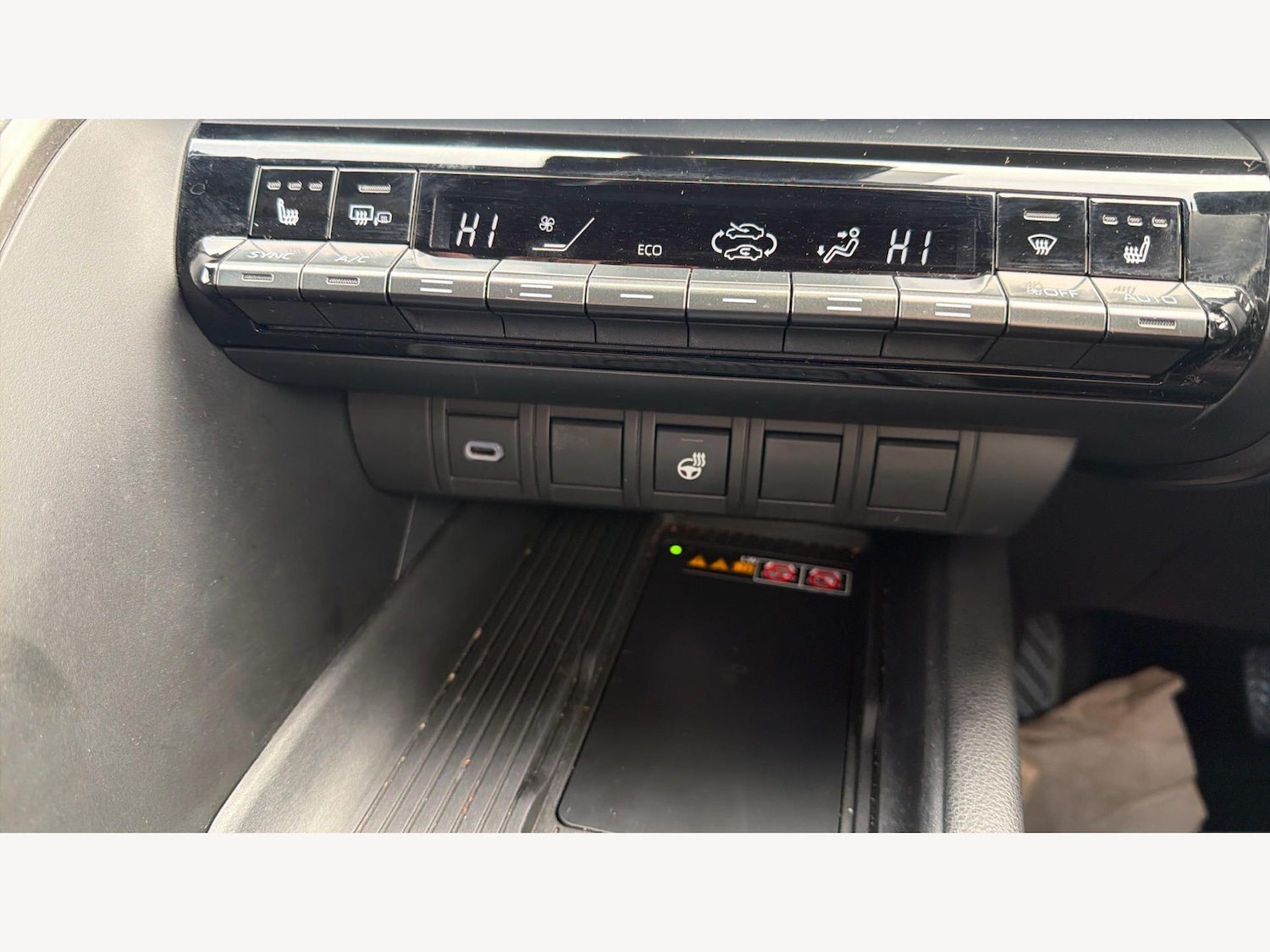 Used Toyota C-HR for sale - 78220272: Photo 34