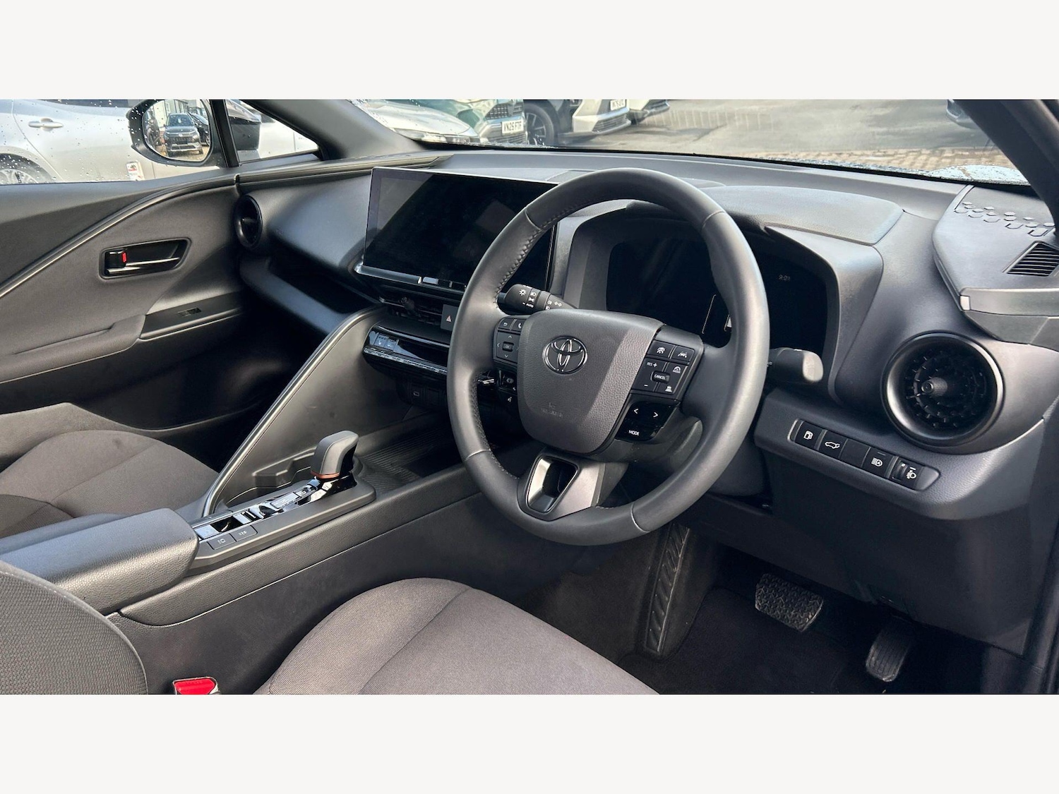Used Toyota C-HR 2023 for sale - 78058393: Photo 13