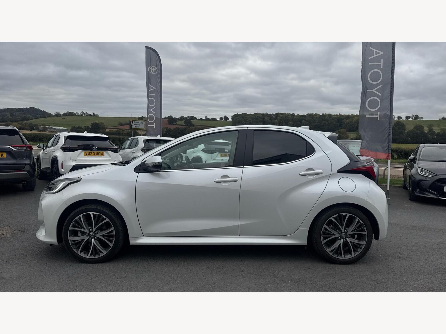 Used Toyota Yaris 2022 for sale - 76247035: Photo 19