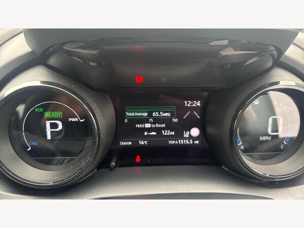 Used Toyota Yaris 2022 for sale - 76247035: Photo 34