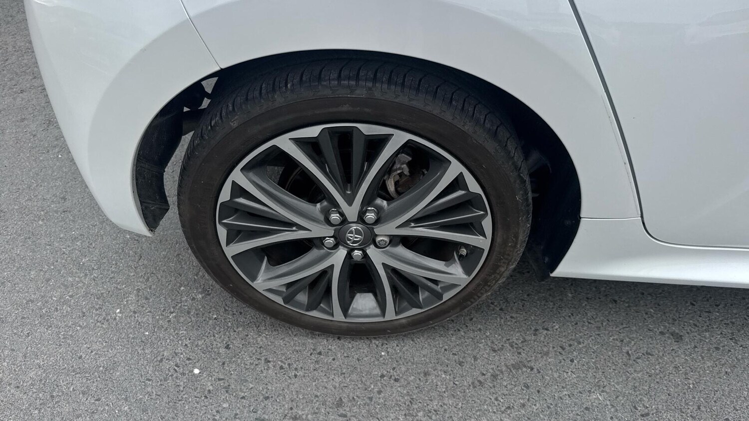 Used Toyota Yaris 2022 for sale - 76247035: Photo 36