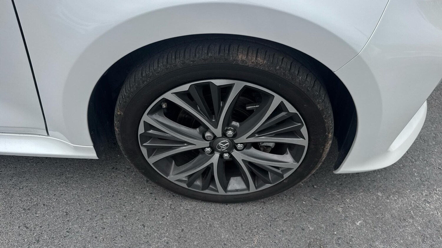 Used Toyota Yaris 2022 for sale - 76247035: Photo 37