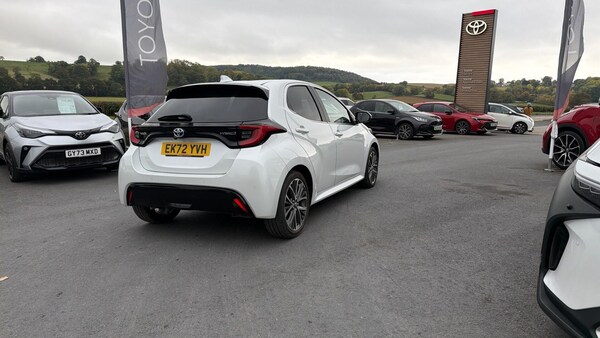 Used Toyota Yaris 2022 for sale - 76247035: Photo 46