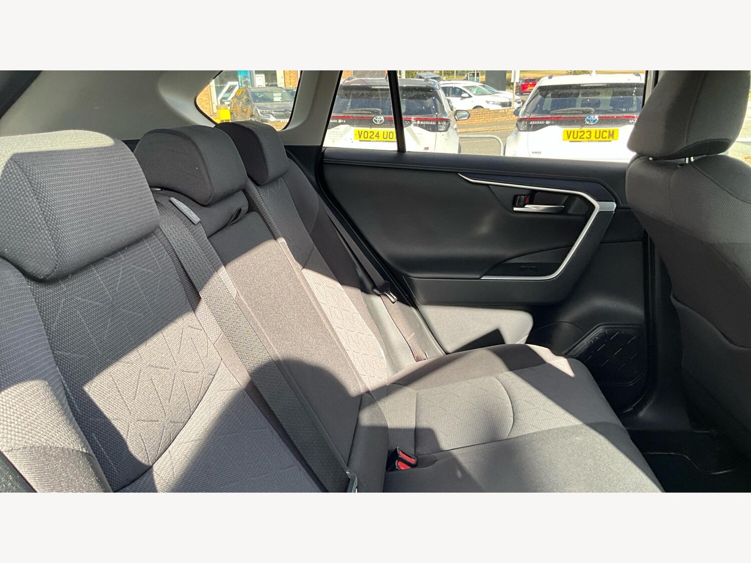 Used Toyota RAV4 2021 for sale - 76099120: Photo 15