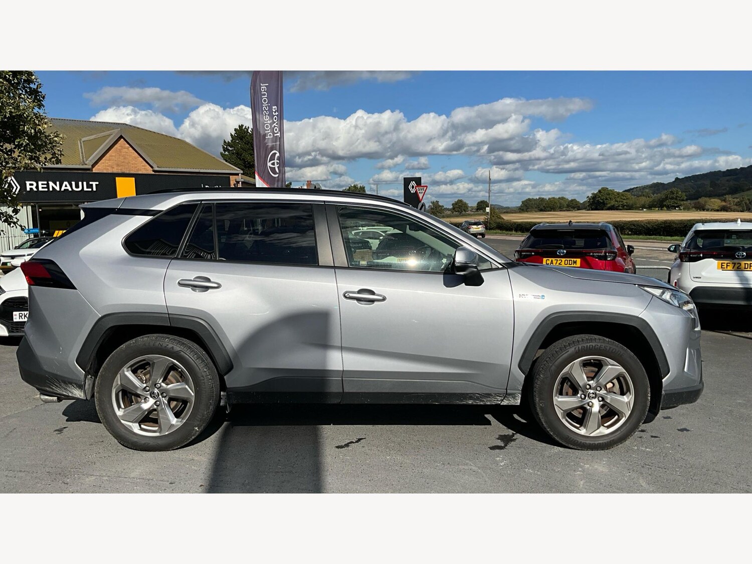 Used Toyota RAV4 2021 for sale - 76099120: Photo 18