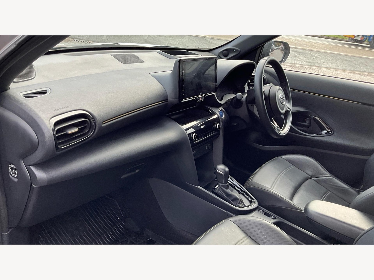 Used Toyota Yaris Cross 2022 for sale - 76607422: Photo 12