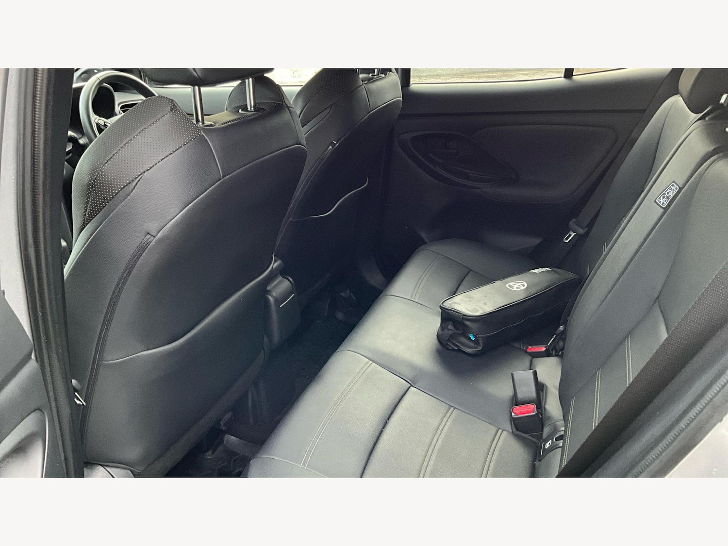 Used Toyota Yaris Cross 2022 for sale - 76607422: Photo 15