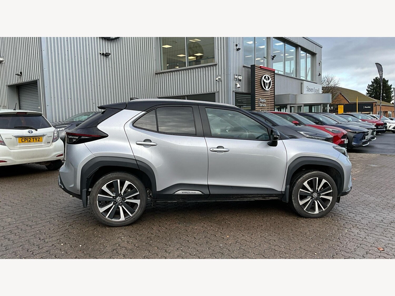 Used Toyota Yaris Cross 2022 for sale - 76607422: Photo 18