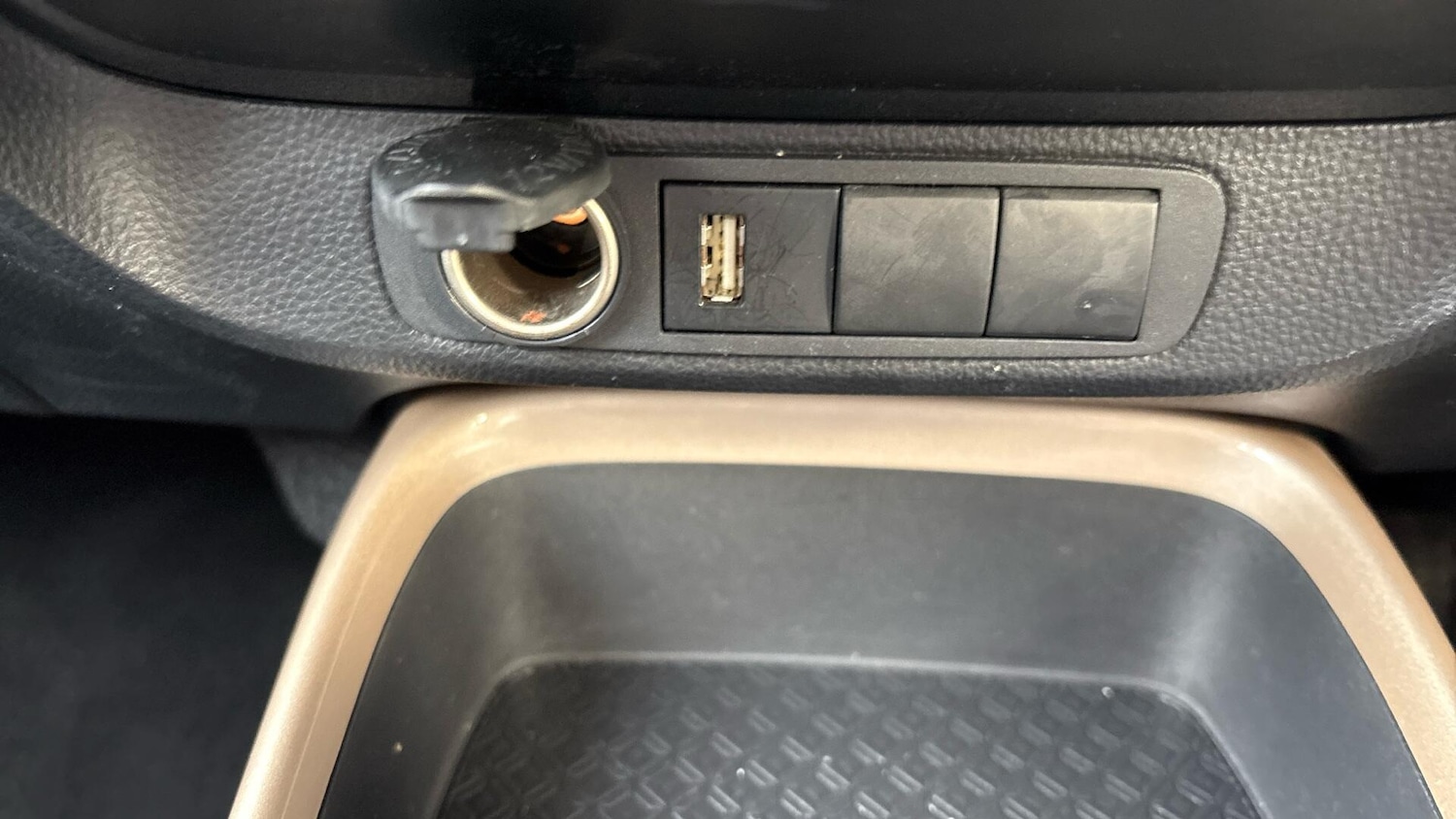 Used Toyota Aygo X 2022 for sale - 77238296: Photo 42