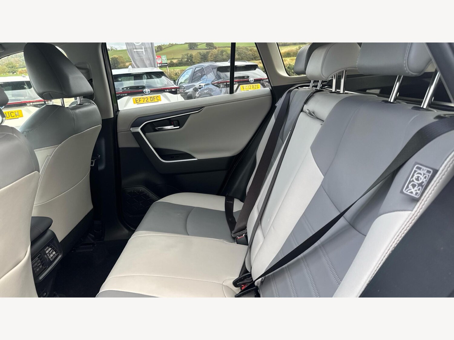 Used Toyota RAV4 for sale - 76484828: Photo 15