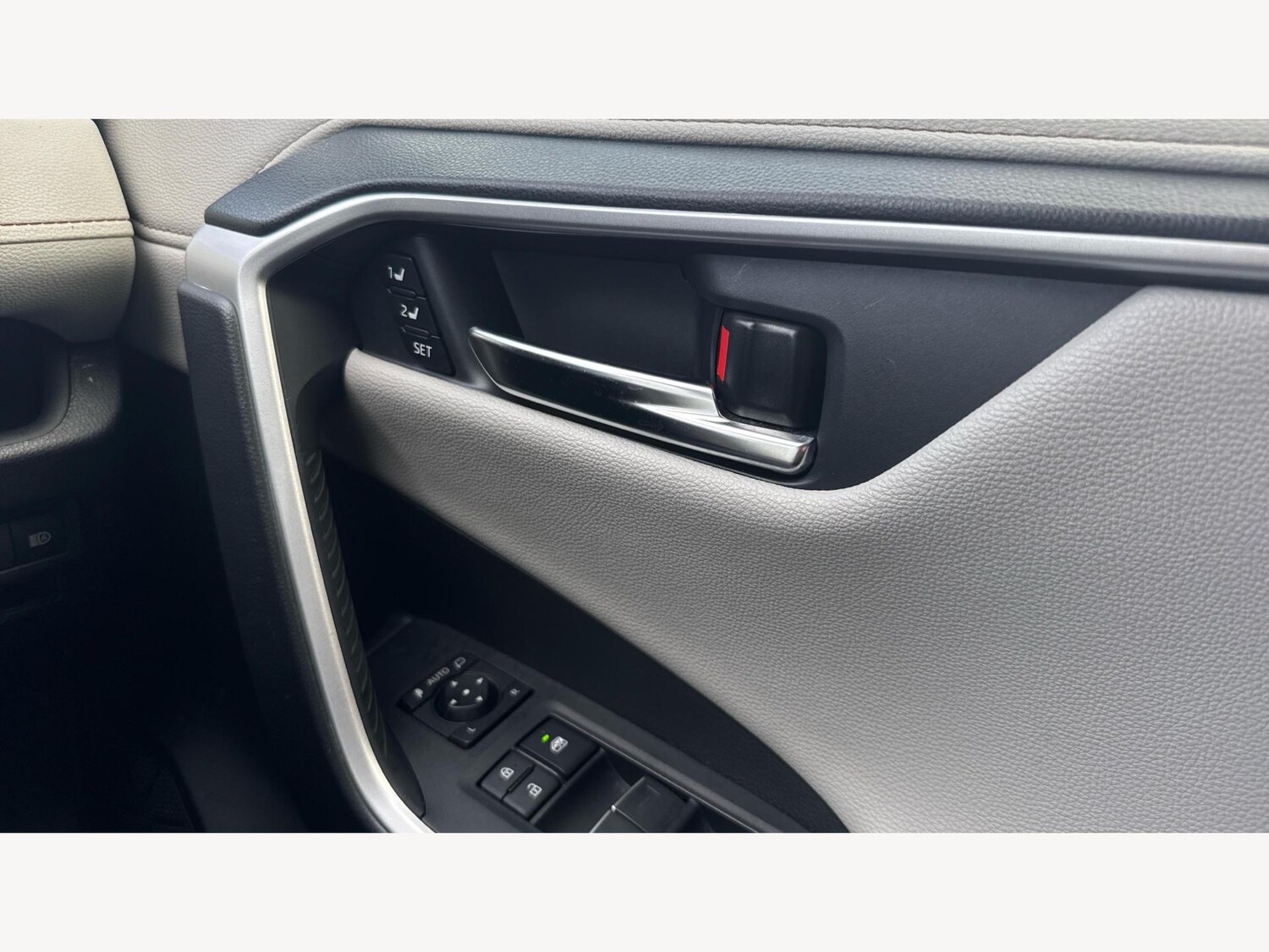 Used Toyota RAV4 for sale - 76484828: Photo 22