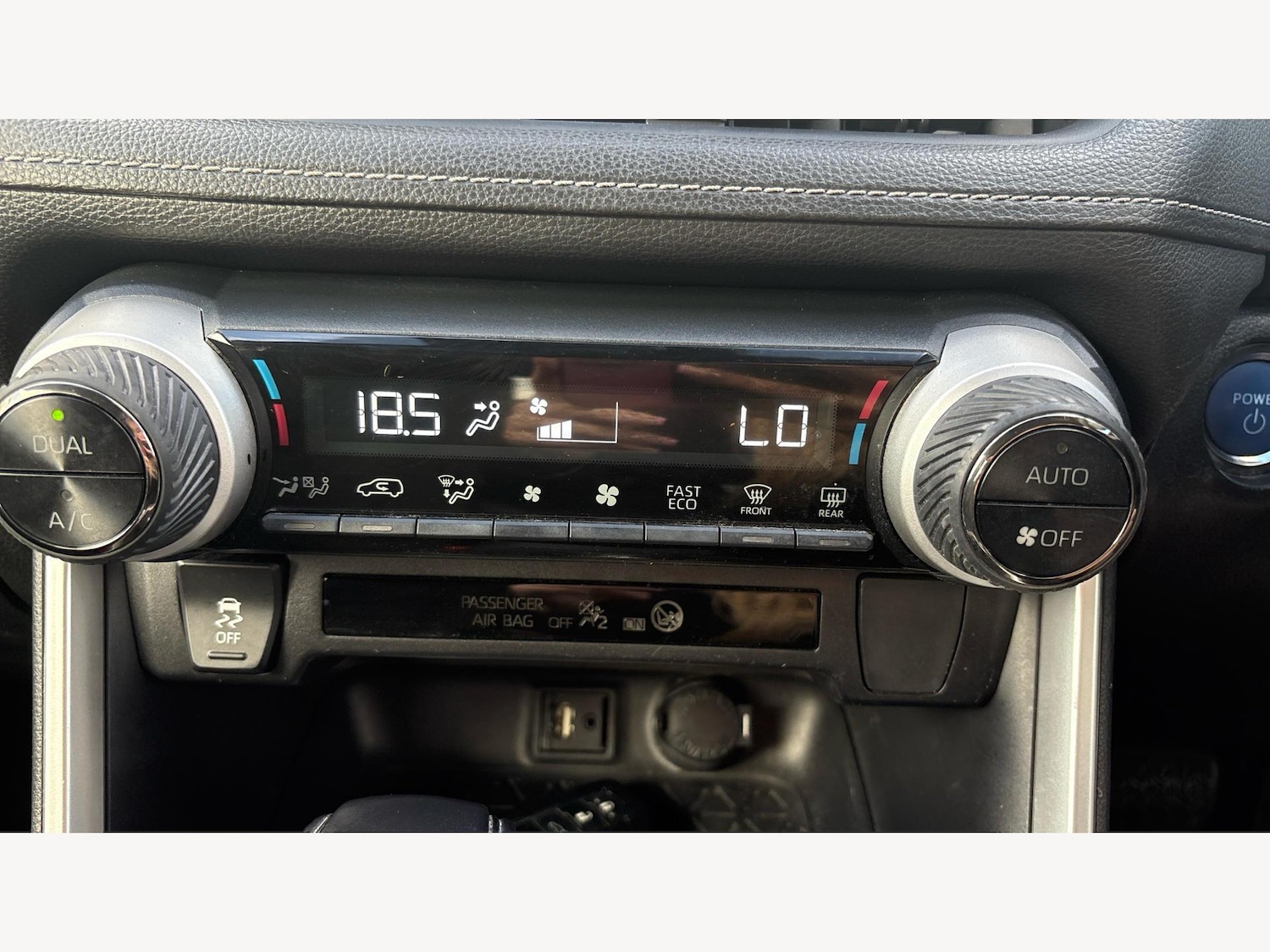 Used Toyota RAV4 2019 for sale - 76522454: Photo 29