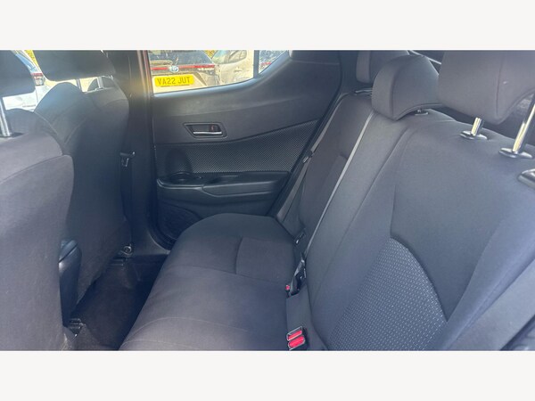 Used Toyota C-HR 2018 for sale - 76239347: Photo 15